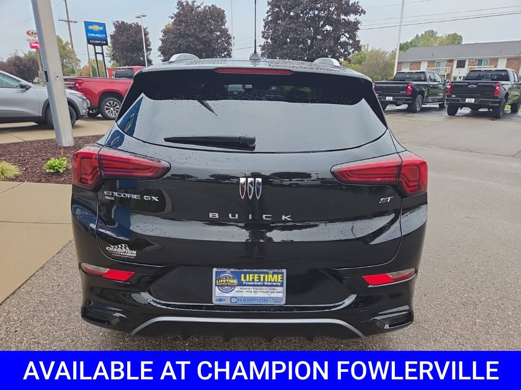 Used 2024 Buick Encore GX Sport Touring w/ Advanced Technology Package AWD/4WD image 4