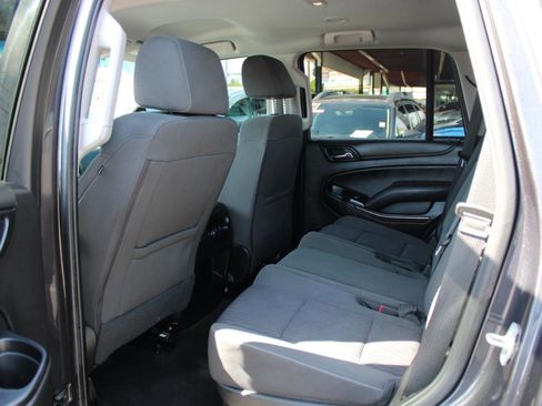 Used 2018 Chevrolet Tahoe LS w/ All-Season Package RWD image 13