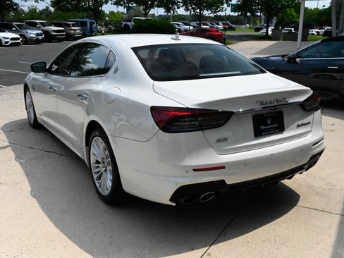 Used 2021 Maserati Quattroporte S GranSport Q4 AWD/4WD image 7
