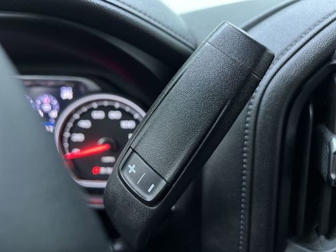 Used 2019 Chevrolet Silverado 1500 High Country w/ Technology Package AWD/4WD image 24