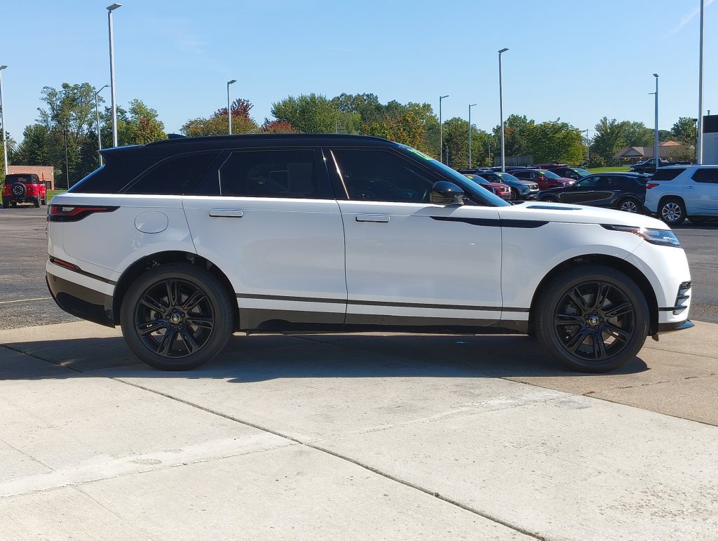 Used 2022 Land Rover Range Rover Velar R-Dynamic S AWD/4WD image 4