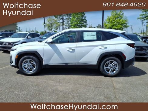 New 2026 Hyundai Tucson SE FWD image 2