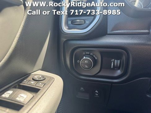 Used 2022 RAM 1500 Big Horn AWD/4WD image 39