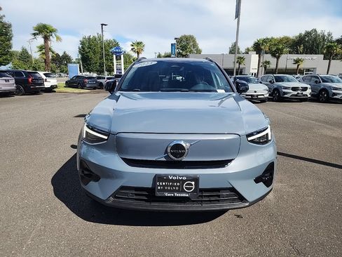 Used 2023 Volvo XC40 Recharge Ultimate w/ Protection Package Premier AWD/4WD image 7
