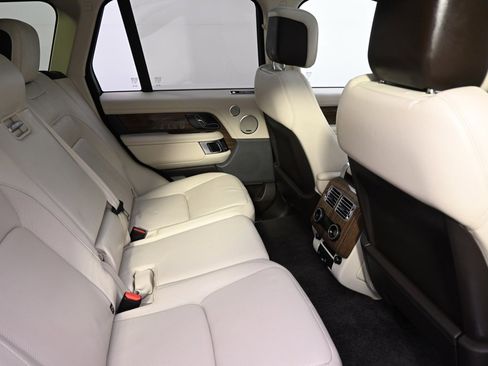 Used 2019 Land Rover Range Rover Supercharged image 18