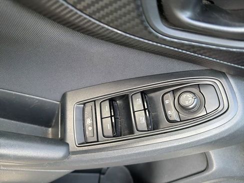 Used 2019 Subaru Crosstrek 2.0i Premium image 15