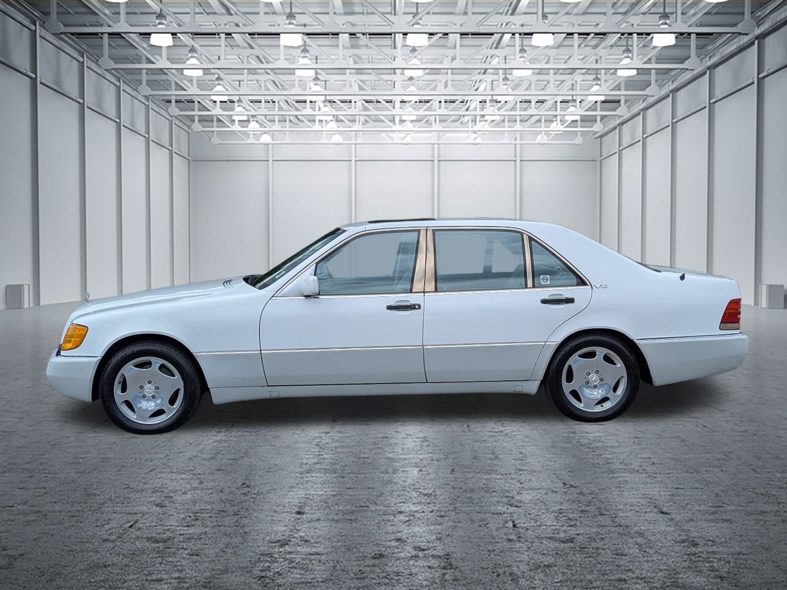 Used 1992 Mercedes-Benz 600 SEL image 2