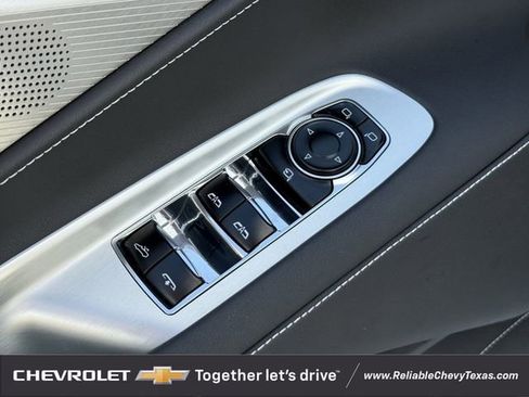 Used 2025 Chevrolet Corvette Stingray Preferred Conv w/ Z51 Performance Package RWD image 27