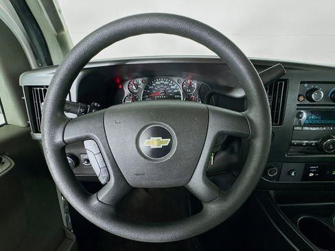 Used 2018 Chevrolet Express 3500 LT w/ LT Preferred Equipment Group image 11