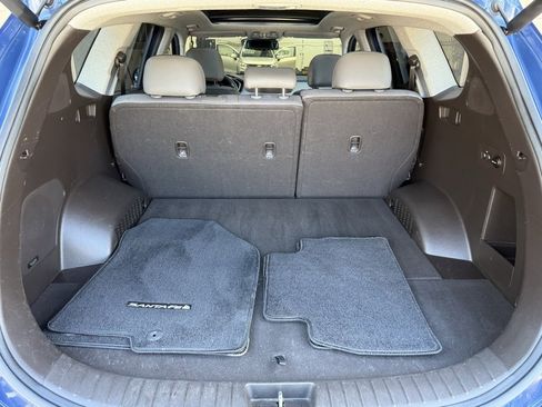 Used 2019 Hyundai Santa Fe Limited image 17