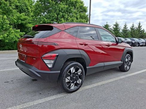 Used 2024 Hyundai Kona SEL AWD/4WD image 6