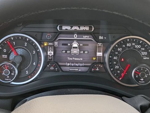 New 2026 RAM 3500 Big Horn AWD/4WD image 22