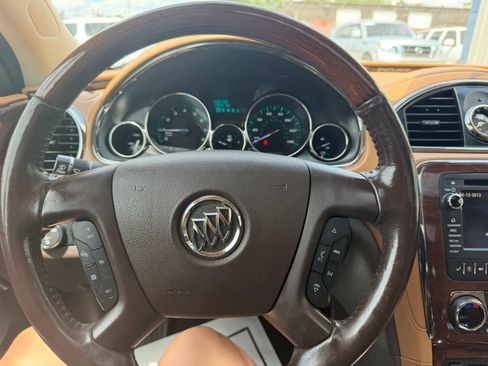 Used 2017 Buick Enclave Premium w/ Experience Buick Package AWD/4WD image 14