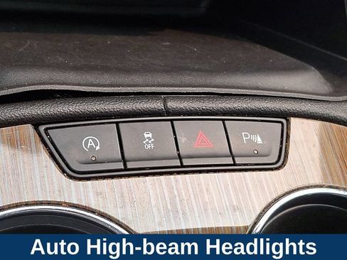 Used 2020 GMC Acadia SLE w/ Driver Convenience Package AWD/4WD image 14