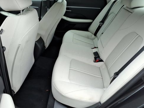 Used 2025 Hyundai Sonata SEL FWD image 13