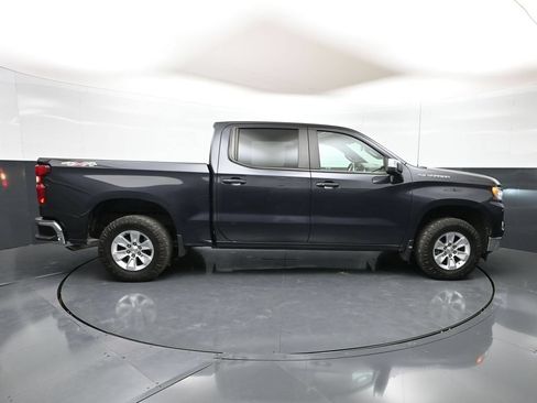 Used 2024 Chevrolet Silverado 1500 LT AWD/4WD image 29