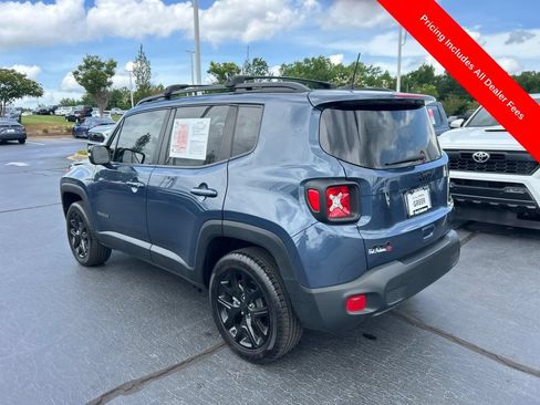 Used 2023 Jeep Renegade Altitude AWD/4WD image 16