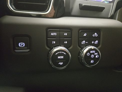 Certified 2023 GMC Sierra 1500 Denali w/ Denali Reserve Package image 26