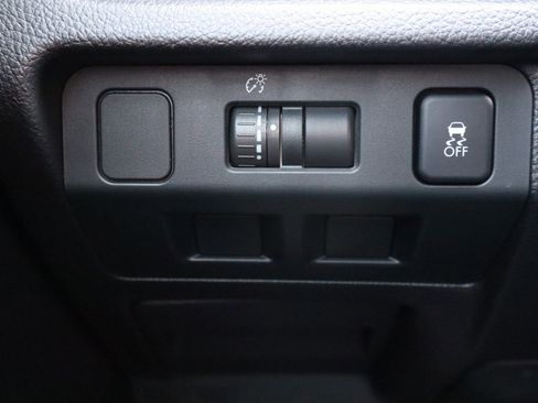 Used 2014 Subaru Forester 2.5i image 28