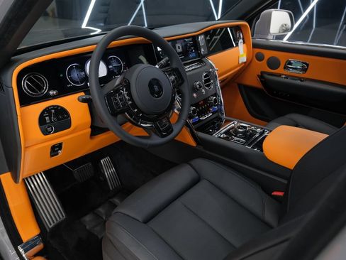 Used 2026 Rolls-Royce Cullinan AWD/4WD image 47