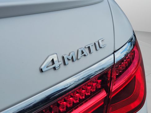 Used 2024 Mercedes-Benz S 580 4MATIC Sedan image 32