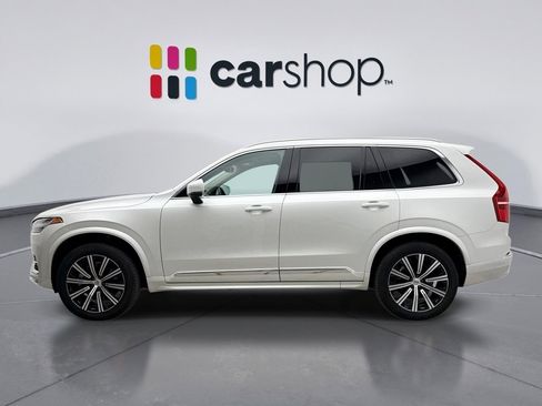 Used 2025 Volvo XC90 B5 Core AWD/4WD image 2