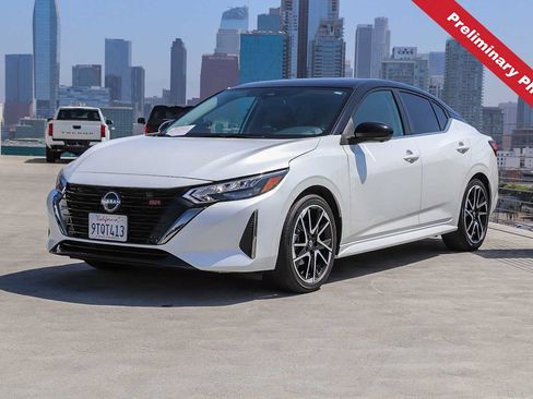 Used 2025 Nissan Sentra SR w/ SR Premium Package FWD image 1