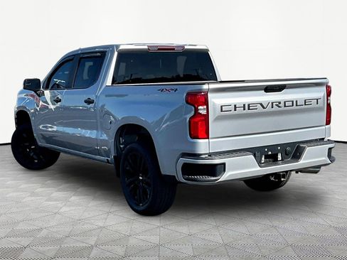 Used 2020 Chevrolet Silverado 1500 Custom w/ Custom Value Package AWD/4WD image 4