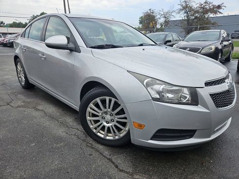 Used 2014 Chevrolet Cruze Eco FWD image 3