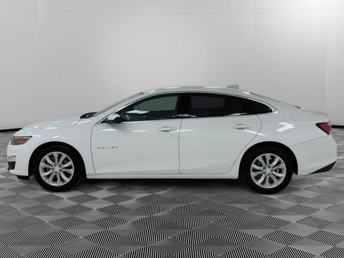 Certified 2020 Chevrolet Malibu LT FWD image 2