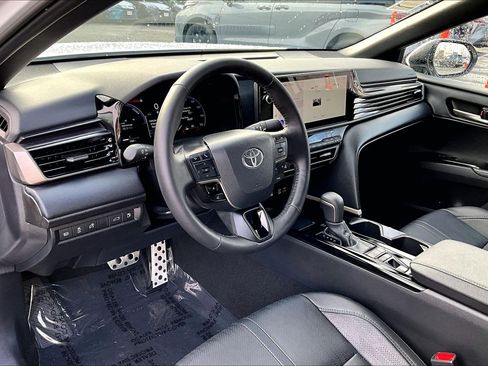 Used 2026 Toyota Camry XSE image 13