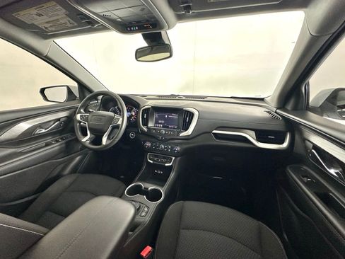 Used 2022 GMC Terrain SLE w/ Driver Convenience Package FWD image 2