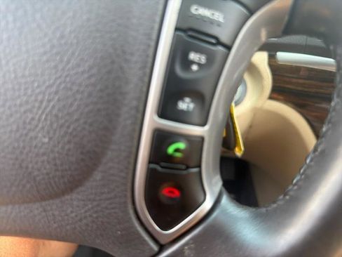 Used 2011 Hyundai Santa Fe Limited AWD/4WD image 30