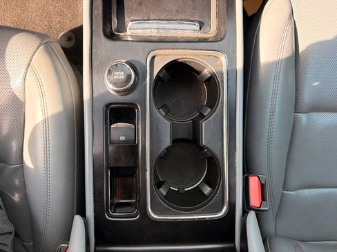 Used 2022 Lincoln Corsair AWD w/ Equipment Group 101A image 19