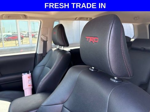 Used 2020 Toyota 4Runner TRD Off-Road Premium w/ Moonroof Package AWD/4WD image 13