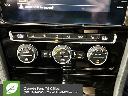 Used 2019 Volkswagen Golf R DCC & Navigation 4Motion image 9