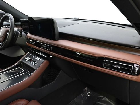 New 2026 Lincoln Aviator Reserve AWD/4WD image 15