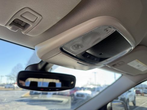 Used 2020 Dodge Durango GT image 30