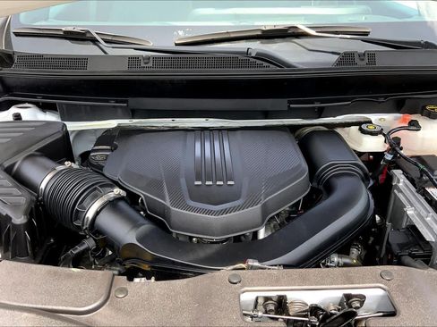 Certified 2024 Chevrolet Traverse LT AWD/4WD image 31