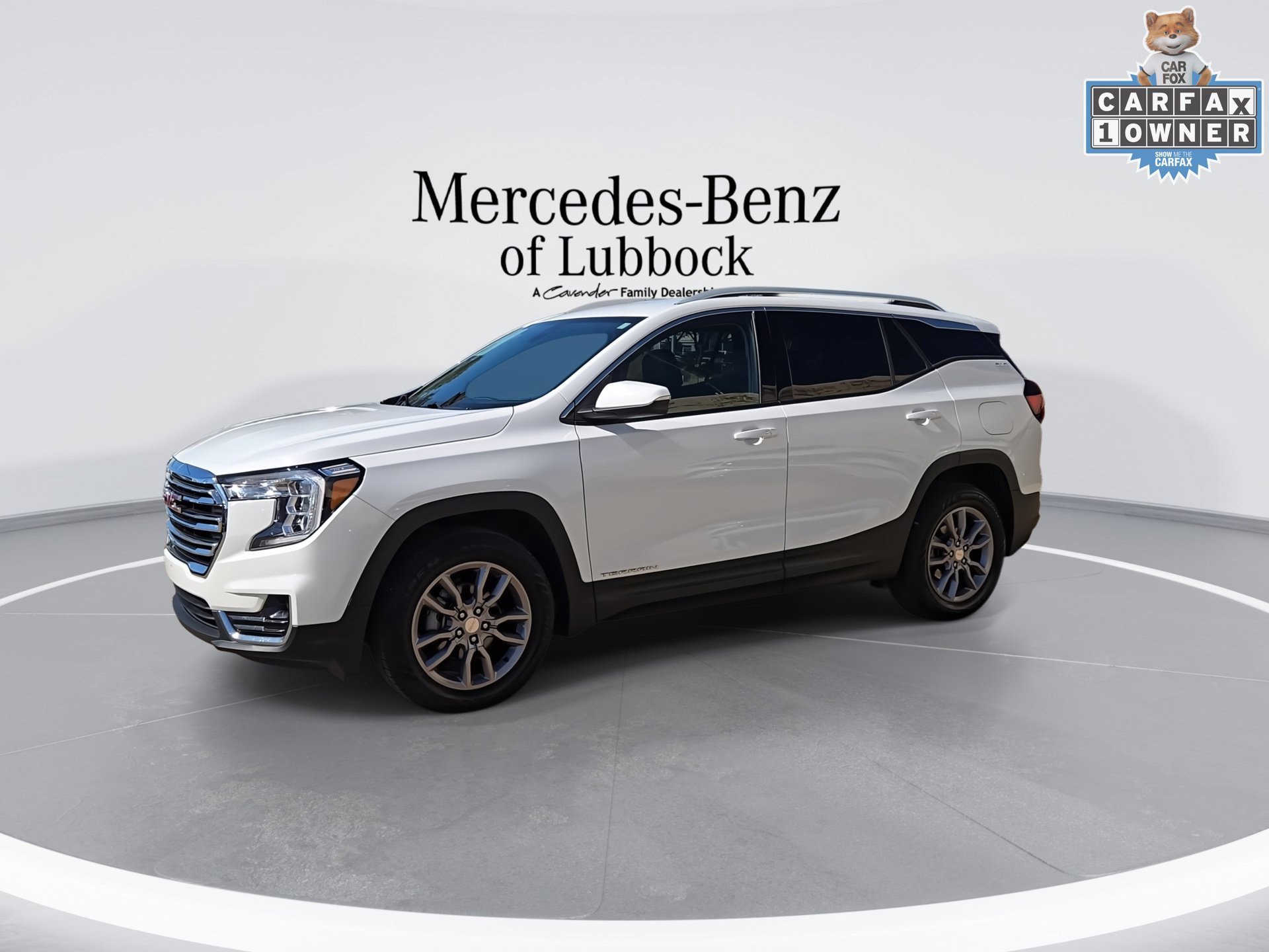 Used 2024 GMC Terrain SLT AWD/4WD image 5