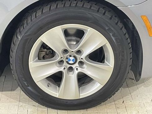 Used 2012 BMW 528i xDrive Sedan AWD/4WD image 15