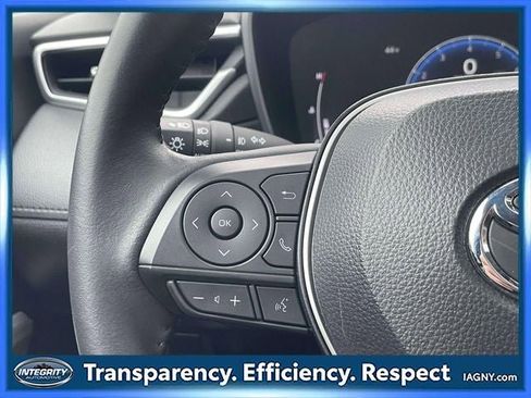 Certified 2024 Toyota Corolla Cross XLE w/ Convenience Package image 22