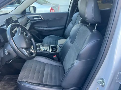 Used 2024 Mitsubishi Outlander Ralliart AWD/4WD image 10