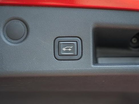 Used 2022 Chevrolet Equinox LT FWD image 14