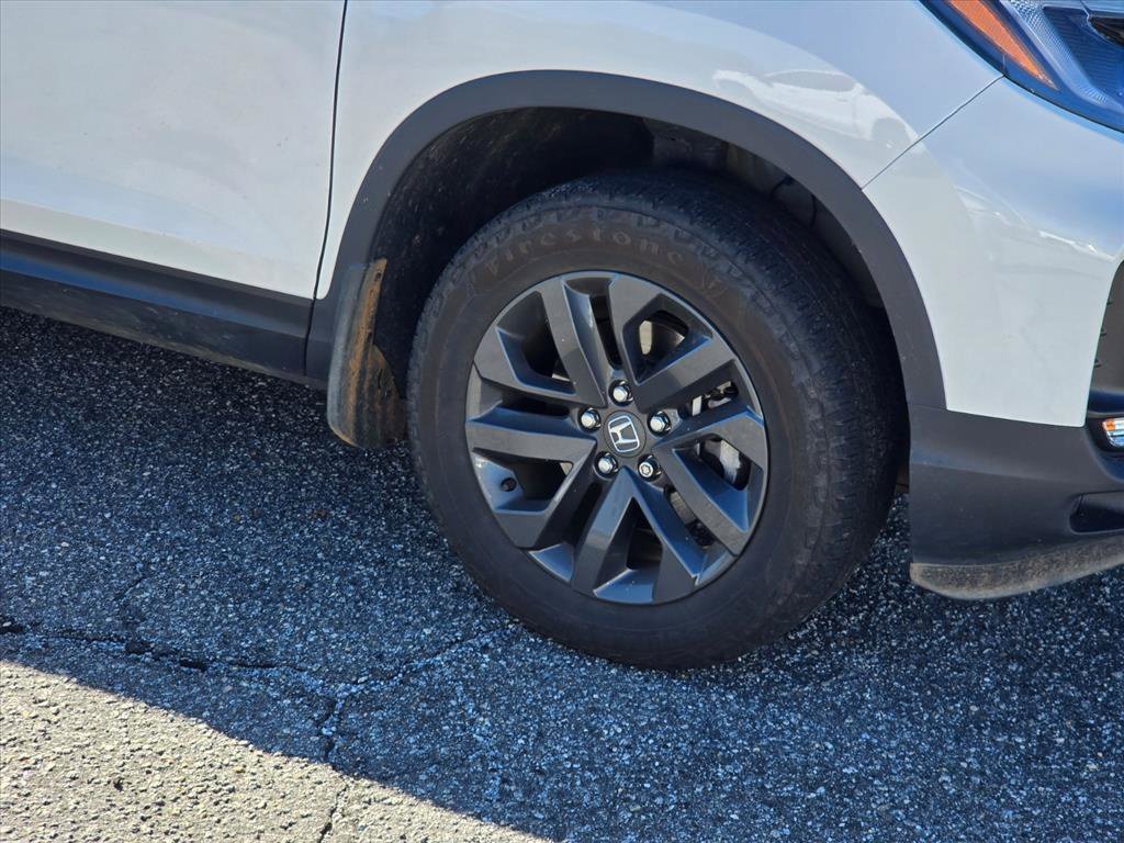 Used 2025 Honda Ridgeline Sport image 17