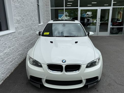 Used 2011 BMW M3 Sedan RWD image 3