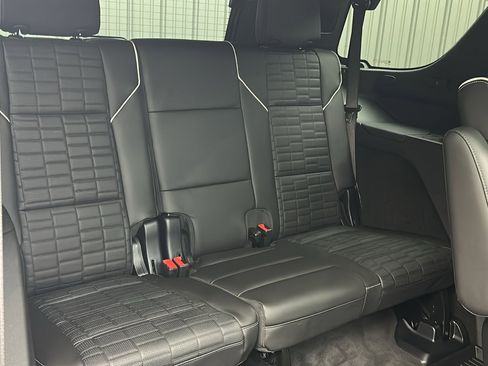 Used 2025 Cadillac Escalade Sport Platinum image 38