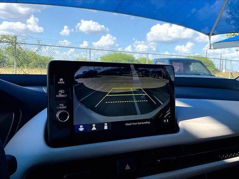 New 2027 Honda HR-V LX image 16