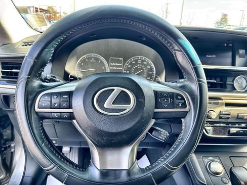 Used 2016 Lexus ES 350 image 22