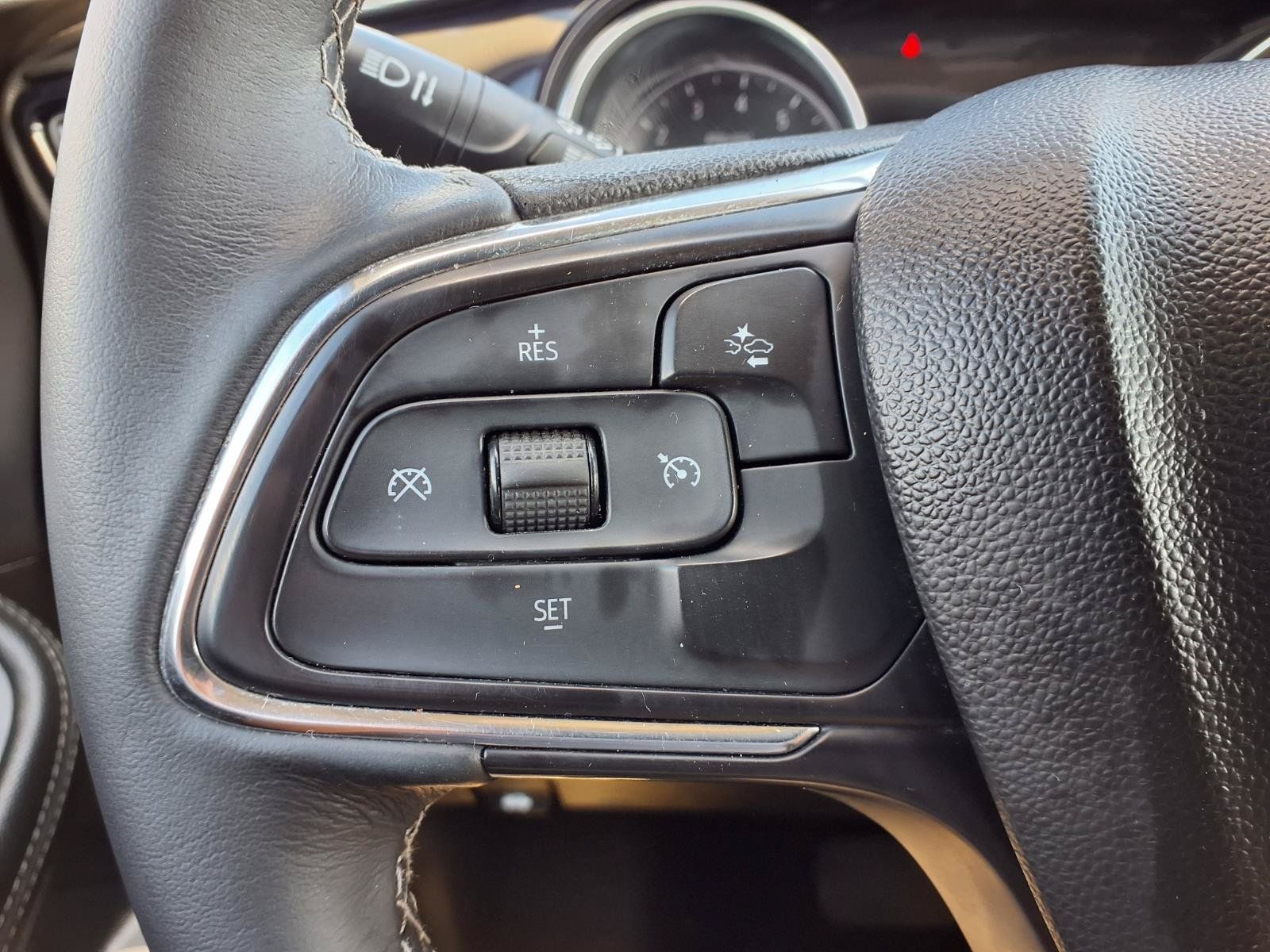 Used 2023 Buick Encore GX Preferred w/ Cold Weather Comfort Package AWD/4WD image 14
